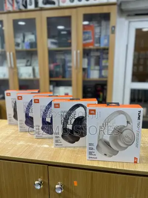 Brand New the JBL Tune 780NC Is a Pair of Wireless Headphones (ANC)