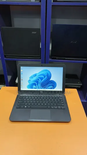 New Laptop Dell Latitude 3190 4GB Intel Celeron SSD 60GB