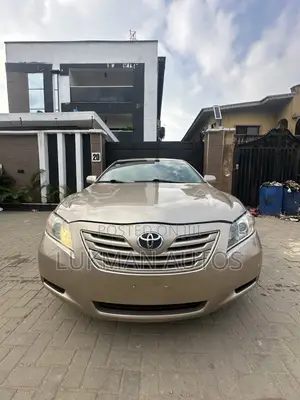 Toyota Camry LE 4dr Sedan (2.4L 4cyl 5A) 2008 Gold