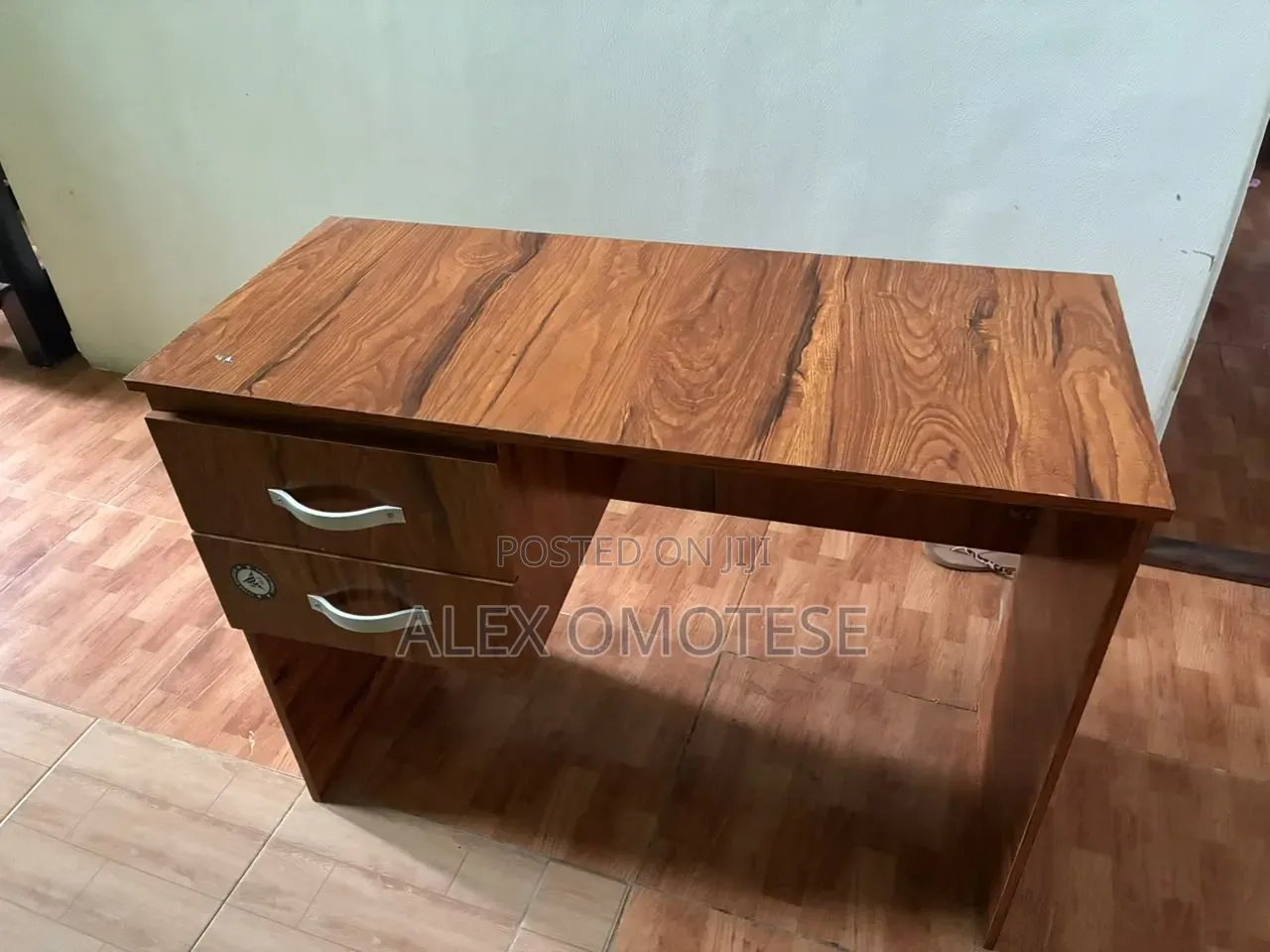 Reading Table