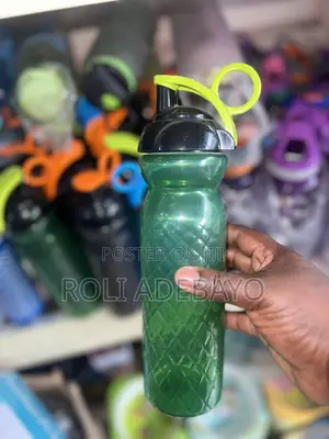 Sports Water Bottle Per Dozen (Party Park Filler)