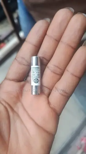 RT18-32 Cylindrical Ceramic Fuse