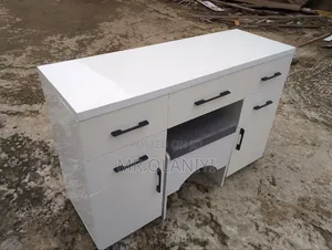 Room Dresser
