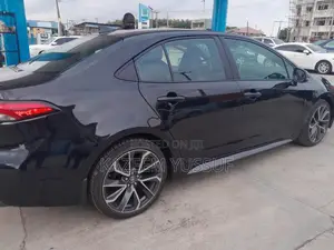 Toyota Corolla XSE 2020 Blue
