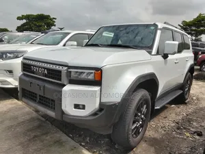 Toyota Land Cruiser Prado 2025 White