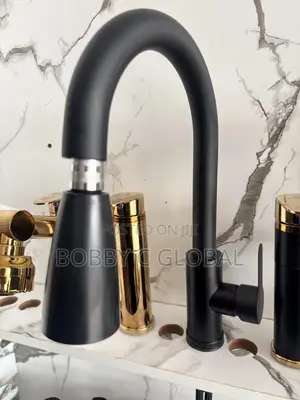 Black Pull-Out Sink Mixer