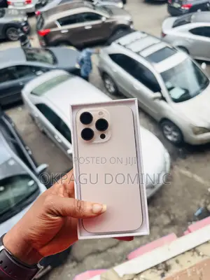 Apple iPhone 16 Pro 128 GB Gold
