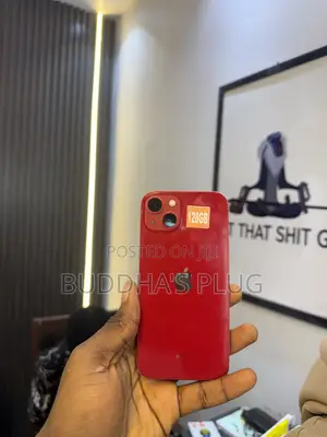 Apple iPhone 13 128 GB Red