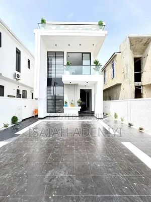 Luxury 5 Bedroom Fully Detached Duplex for Sale