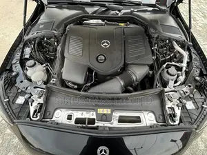 Mercedes-Benz C300 2022 Black