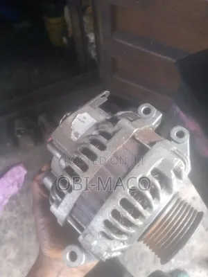 Honda CR-V Alternator