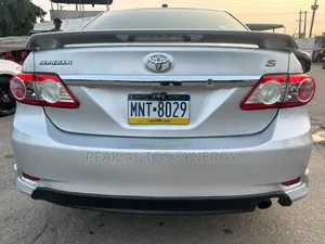 Toyota Corolla 2013 Silver