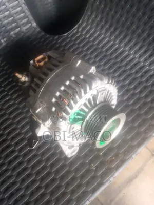 Camry 2.4 Alternator White