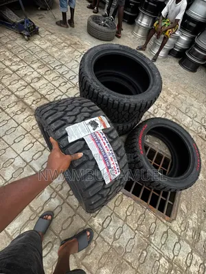 33*12.5020 America Roadstar Tyre