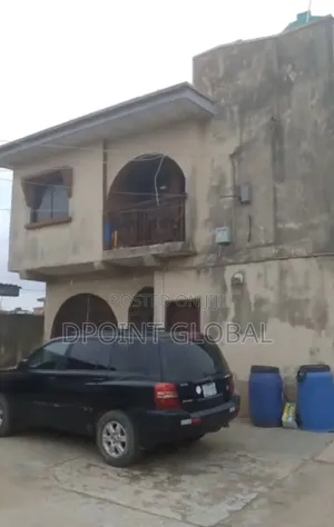 8bdrm Block of Flats in Not Estate, Ipaja / Ipaja for sale