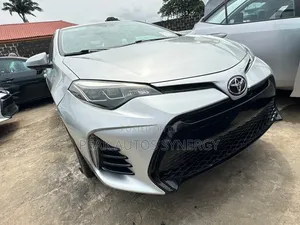 Toyota Corolla 2017 Silver