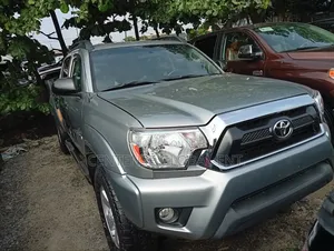 Toyota Tacoma 2015 Silver