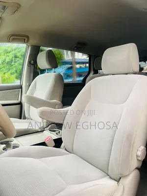 Toyota Sienna 2005 Red