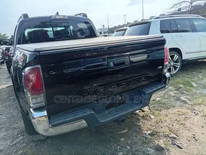 Toyota Tacoma 2017 Black
