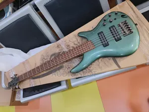 IBANEZ Active 5 Strings Bass Guitar Model Sr305
