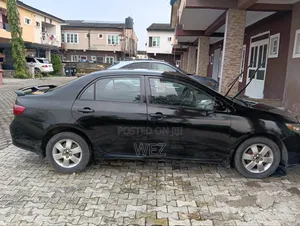 Toyota Corolla 2010 Black