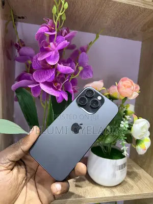 Apple iPhone 16 Pro 128 GB Black