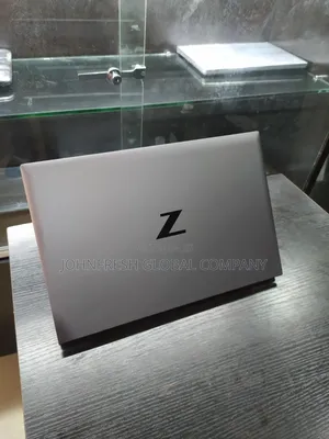 Laptop HP ZBook Firefly 14 G7 16GB Intel Core i7 SSD 256GB