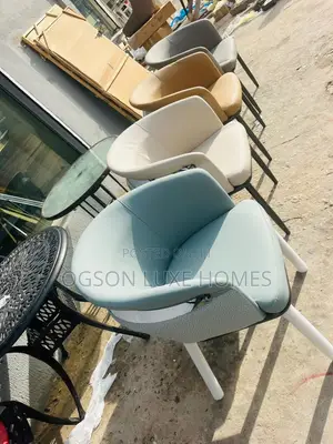 Single Luxury Executive Dining Chair