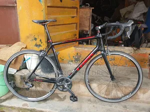 TREK Full Carbon Frame, 57CM, Ultegra Groupset