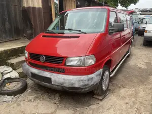 Volkswagen Transporter 2005 Red