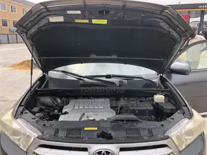 Toyota Highlander 2011 Gray