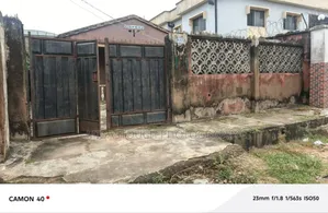 6bdrm Bungalow in Abaranje for sale