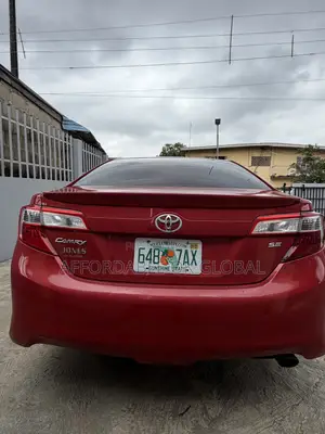 Toyota Camry SE Sport 4dr Sedan (2.5L 4cyl 6A) 2014 Red