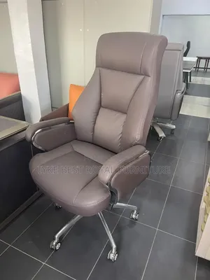 High Quality Office Executive Swivel Chair