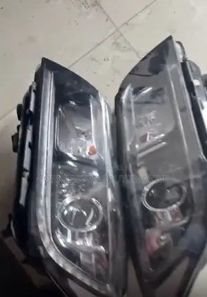 Head Lamp Genesis 2016
