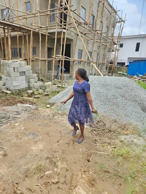 Off Plan Properties for Sale Close to Iwo Road