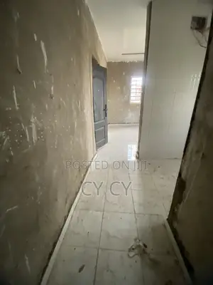 1bdrm Block of Flats in Cole Street, Ogunlana for rent