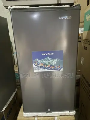 Sky Run Table Top Fridge