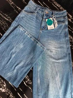 High Quality Ladies Jeans – Available Now