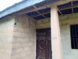 House for Sale Omoba Along 132kv Omisanjana