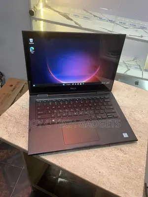 Laptop Dell Latitude 3390 2-in-1 8GB Intel Core i3 HDD 500GB