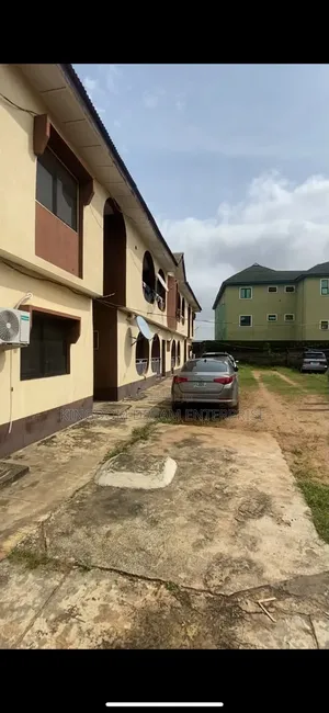 3bdrm Block of Flats in Karaole Estate for sale