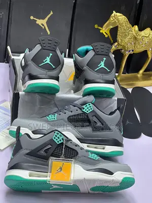 Air Jordan Style Sneakers