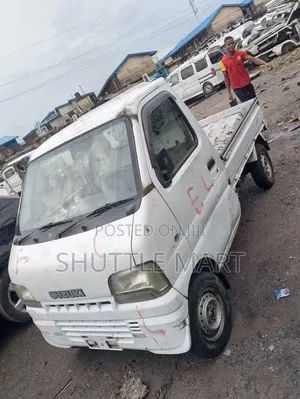 Used Suzuki Mini Truck 2002 White