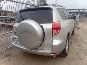 Toyota RAV4 2008 Silver