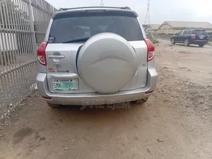 Toyota RAV4 2008 Silver