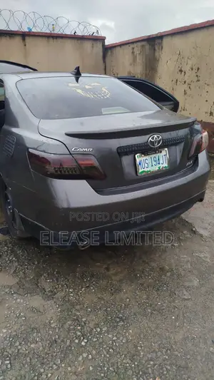 Toyota Camry XLE V6 4dr Sedan (3.5L 6cyl 6AM) 2008 Gray