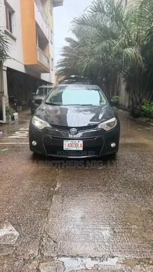 Toyota Corolla S Plus 4dr Sedan (1.8L 4cyl CVT) 2015 Gray