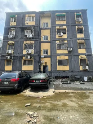 3bdrm Apartment in Dolphin Estate Ikoyi for sale