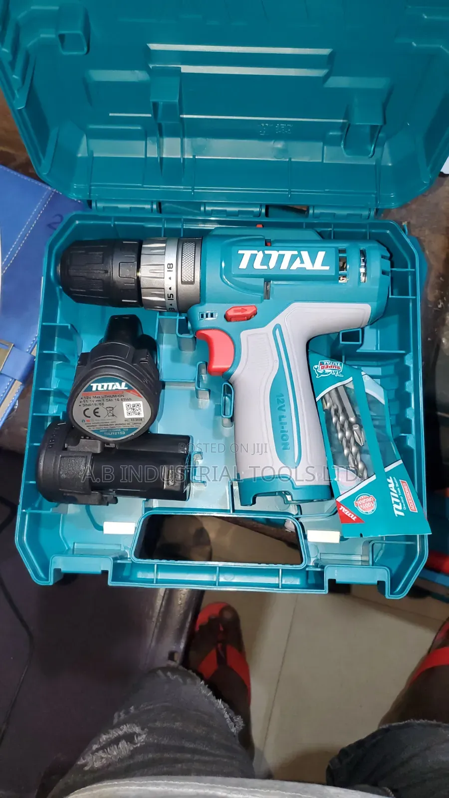 Total Impact Drill 12v